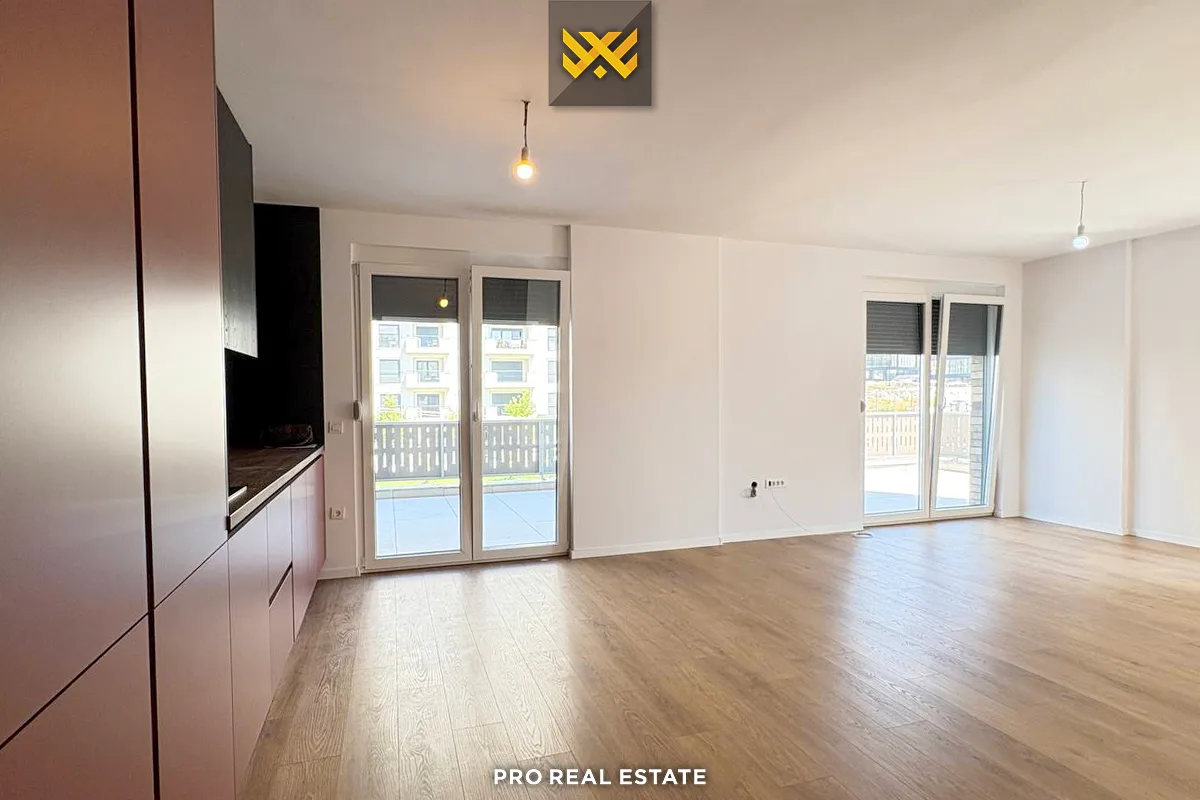 Banesë / Zyrë 117m² + 60m² me #QIRA te Prishtina e Re