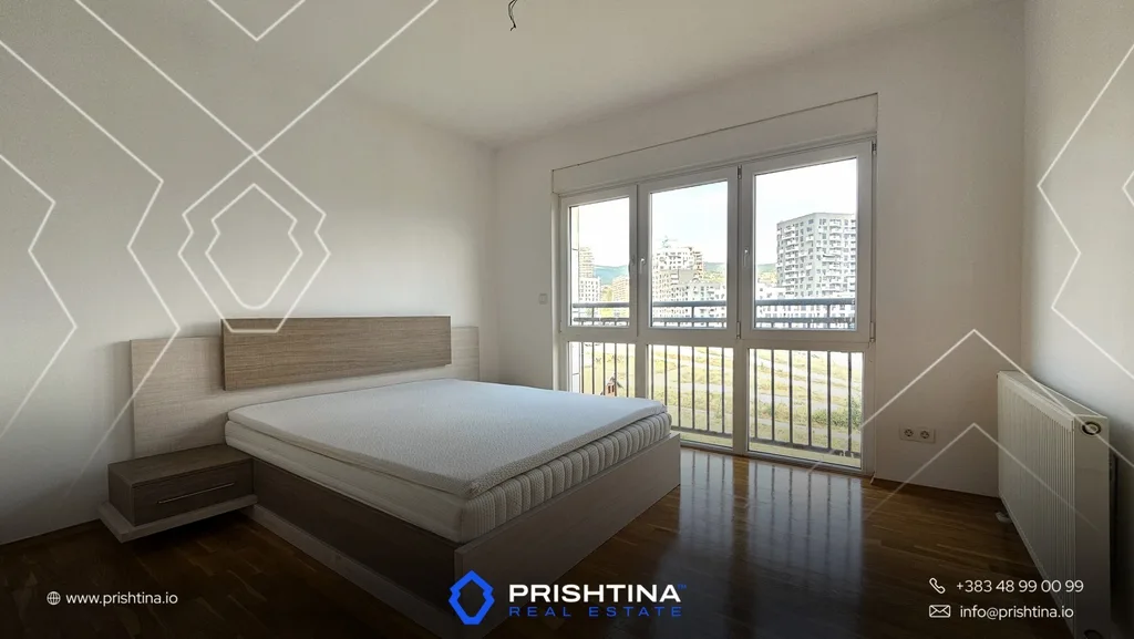 Banesë me qira 98m² te Rruga C