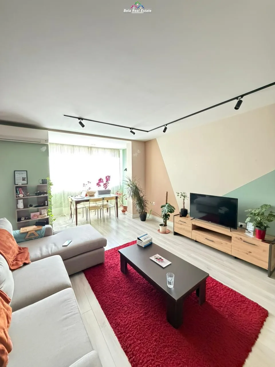 Apartament Me Qera 2+1 Tek Ish Tregu Elektrik ( ID B221404) Tirane