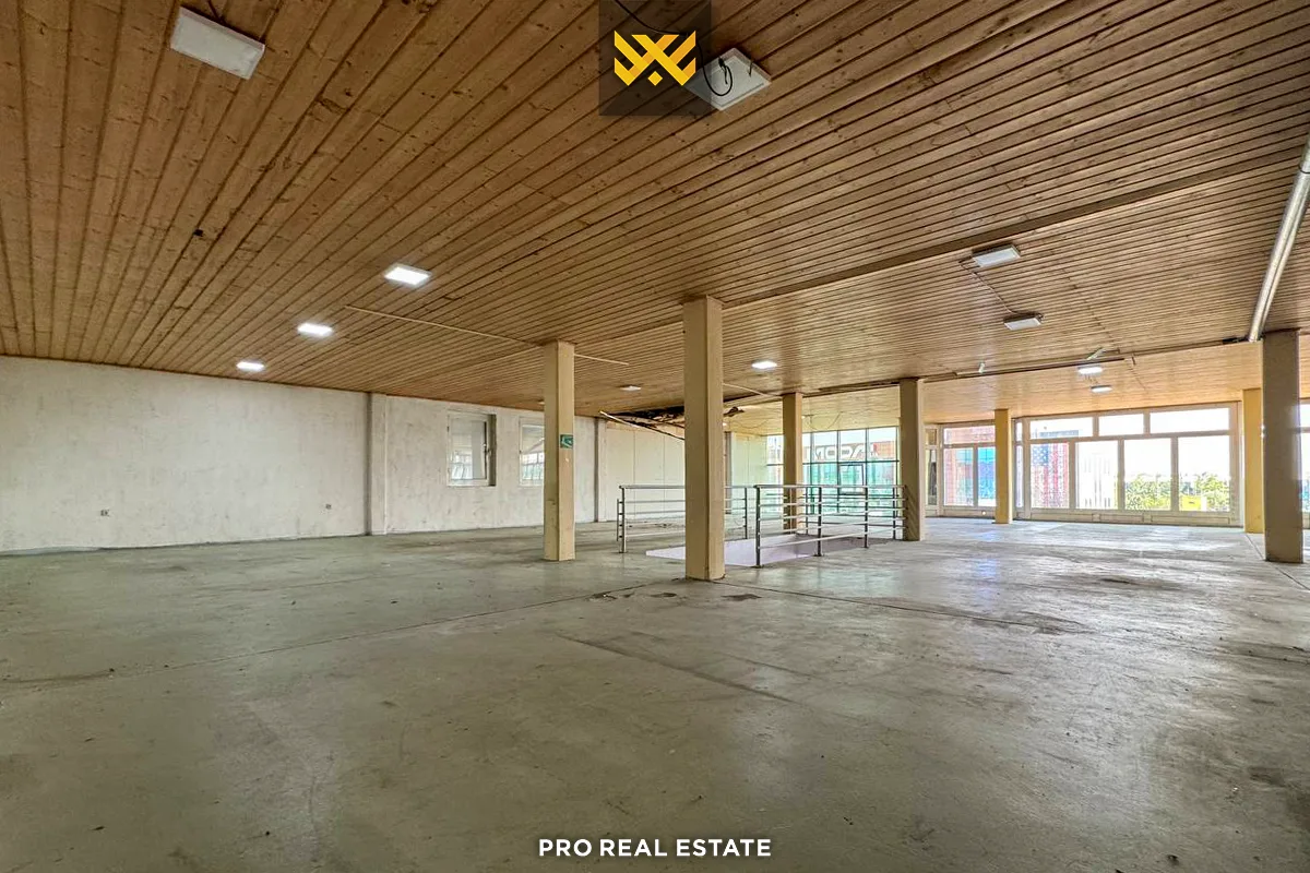 Lokal 355m² me #QIRA në Fushë Kosovë