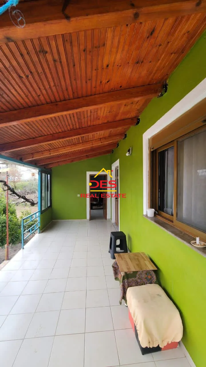 Shitet shtëpi private + toke truall ne krajan , gjirokaster