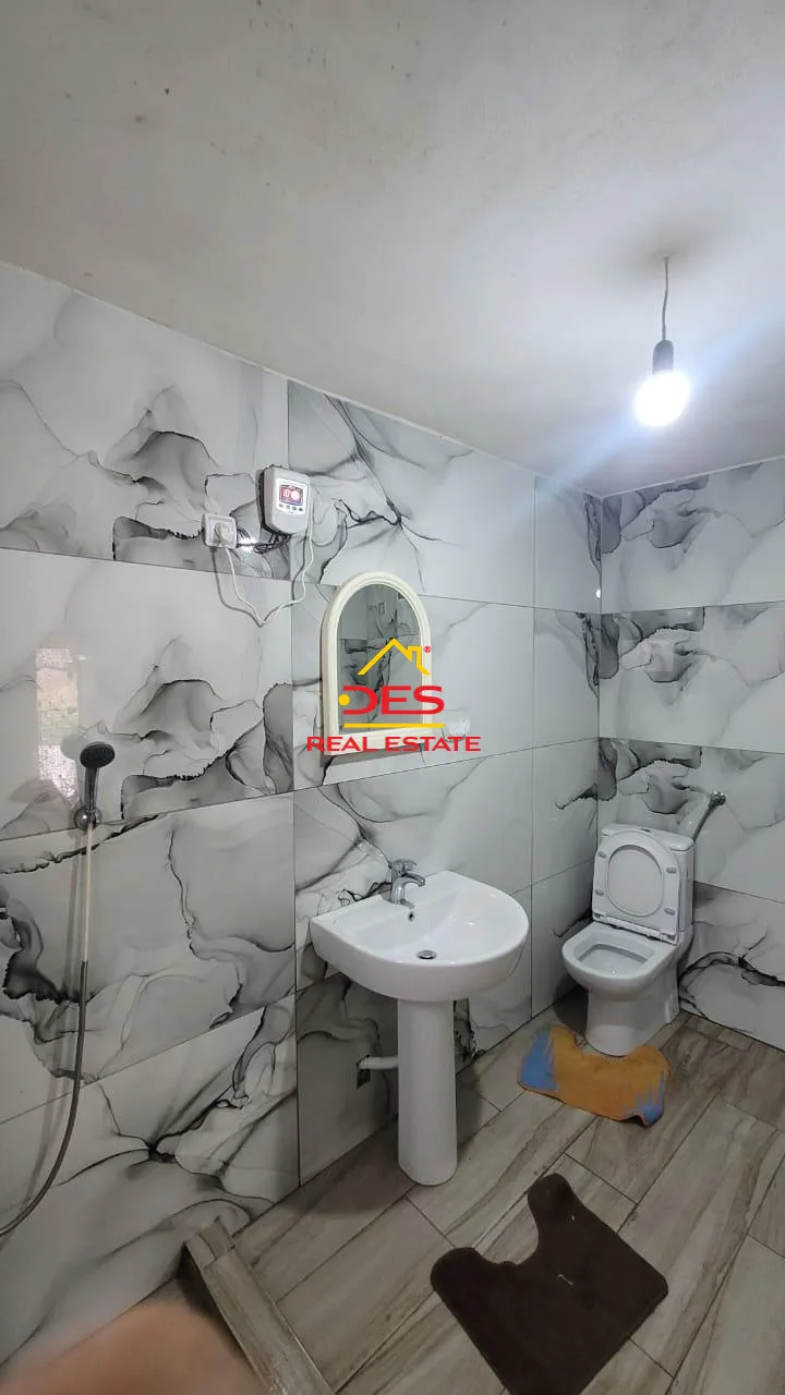 Shitet shtëpi private + toke truall ne krajan , gjirokaster