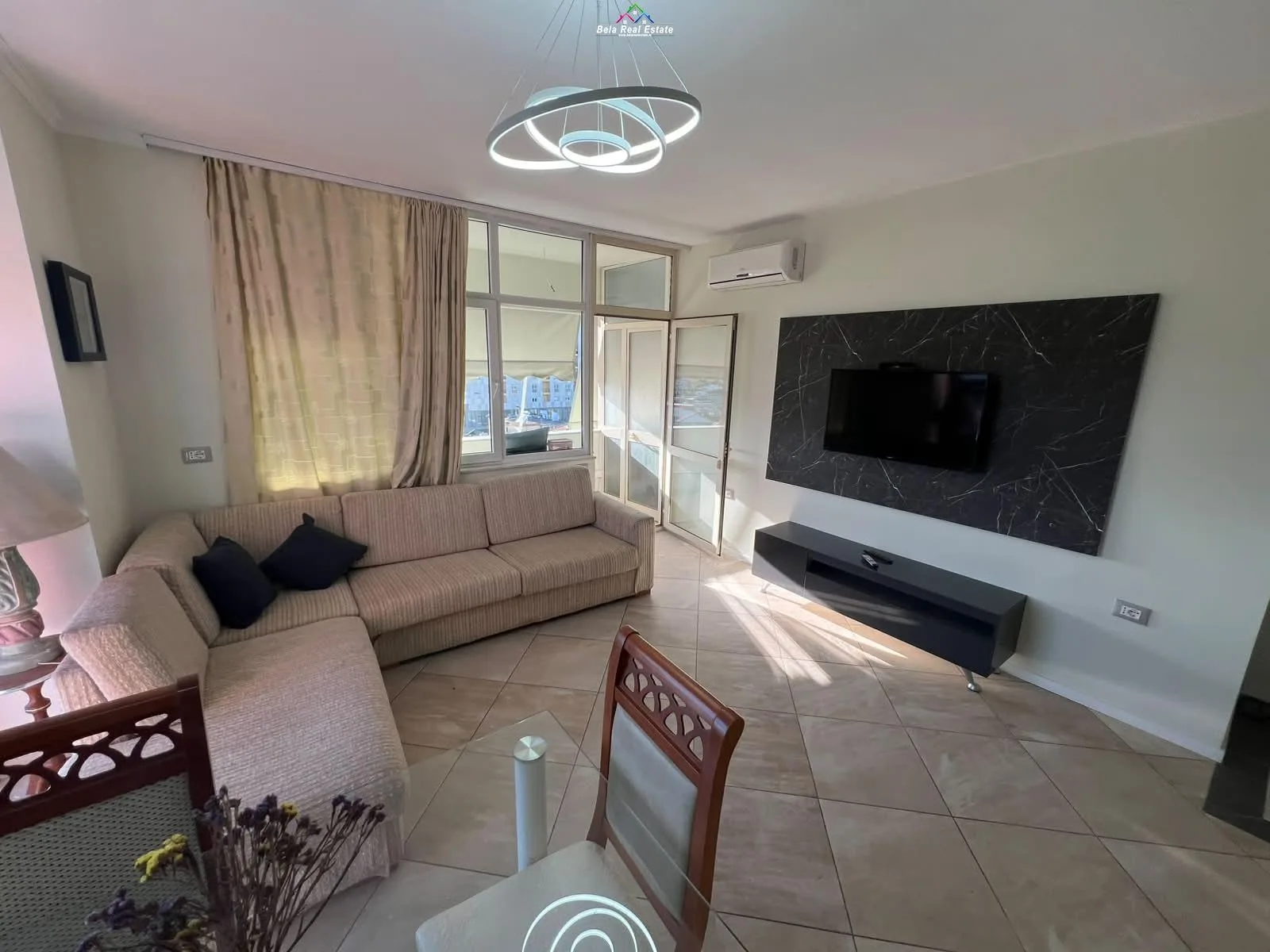 Apartament Me Qera 1+1 Tek Dritan Hoxha (ID B2101266) Tirane