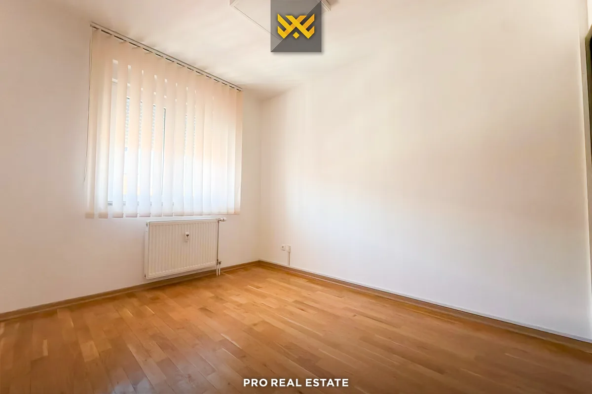 Banesë / Zyrë 102m² me #QIRA në Dragodan