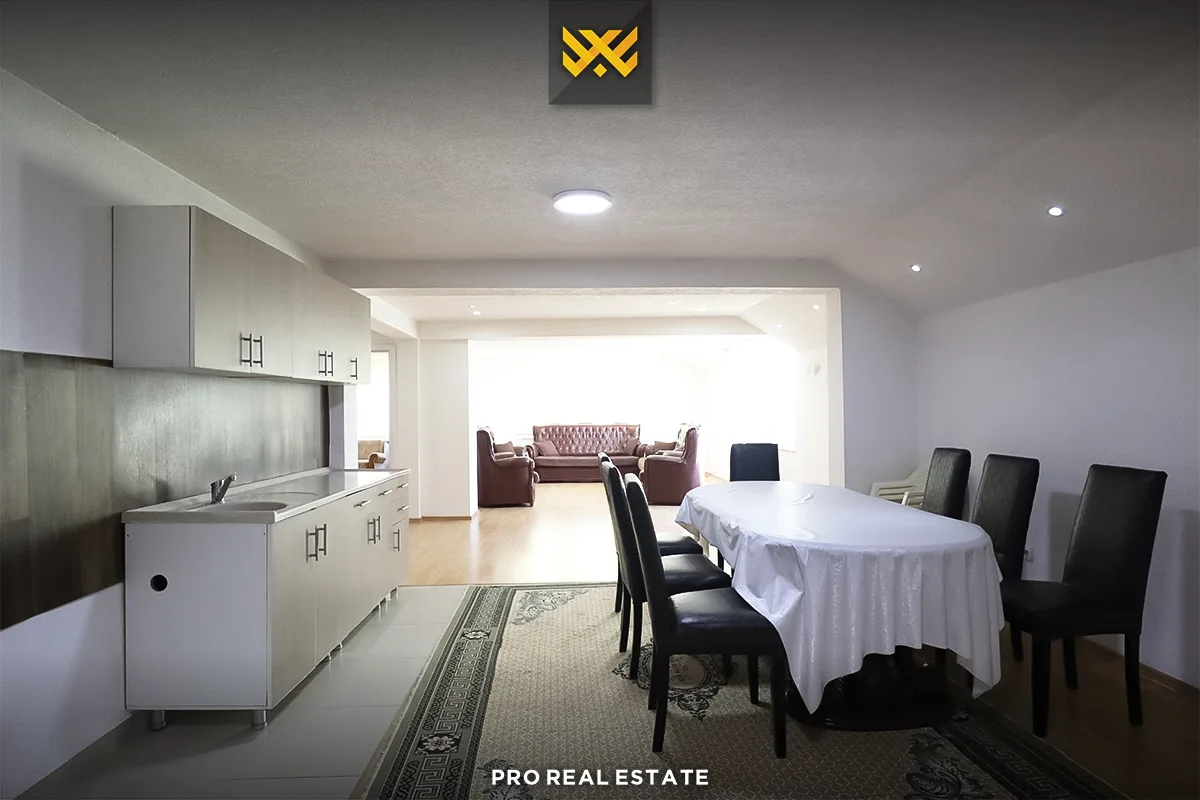 Banesë 175m² me #QIRA në Dragodan