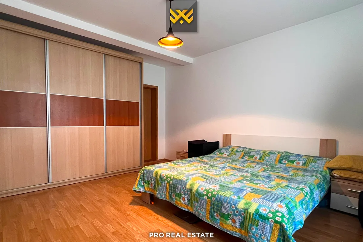 Shtëpi 415m² për #SHITJE në Lagjen Qendresa