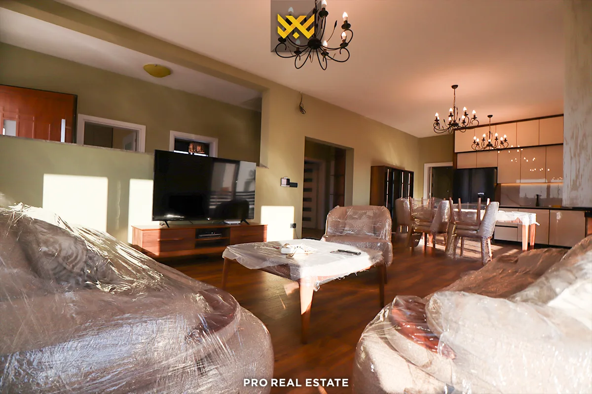 Shtëpi 120m² + 25m² me #QIRA në Lagjen Qëndresa