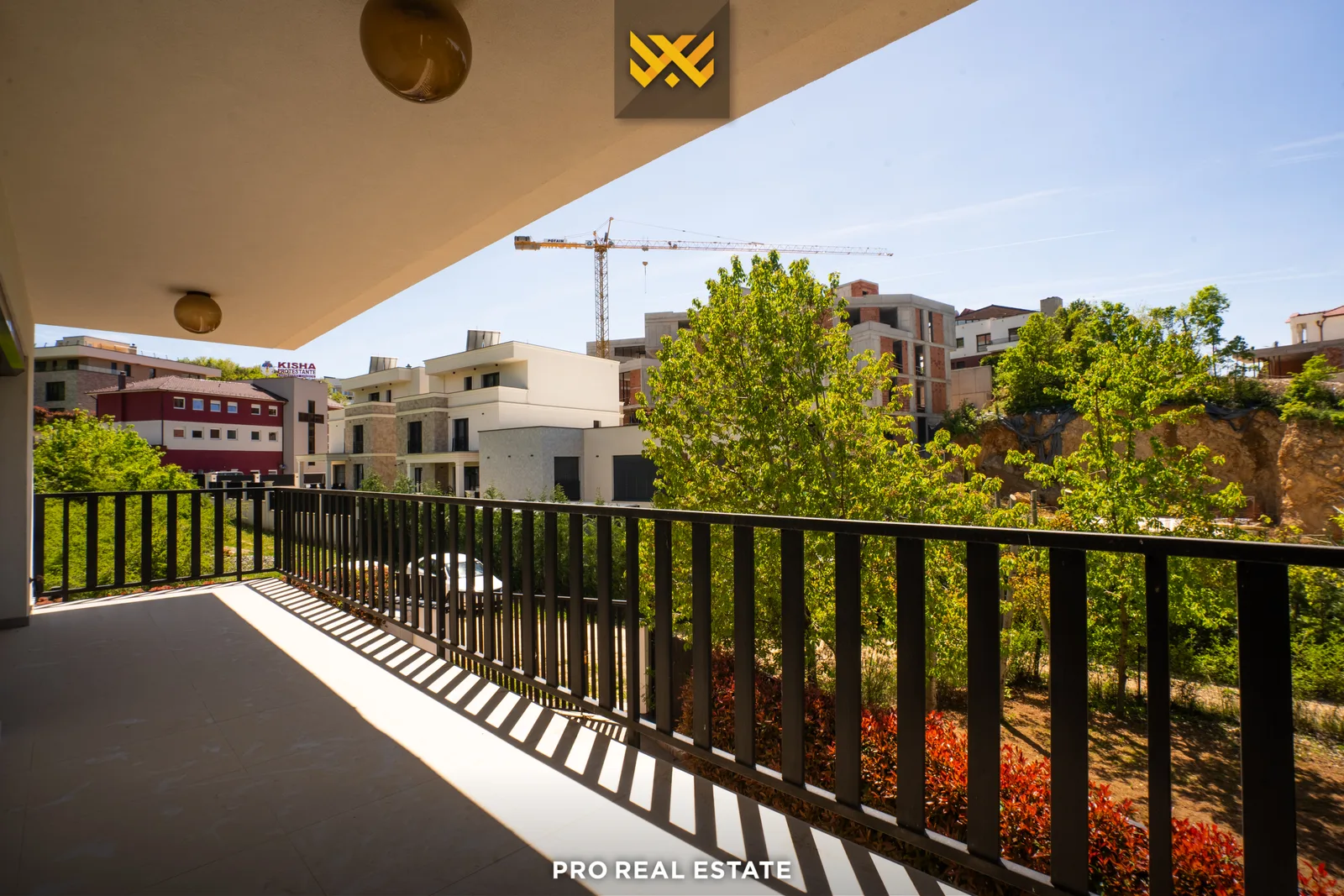 Shtëpi 257m² me #QIRA në Sofali