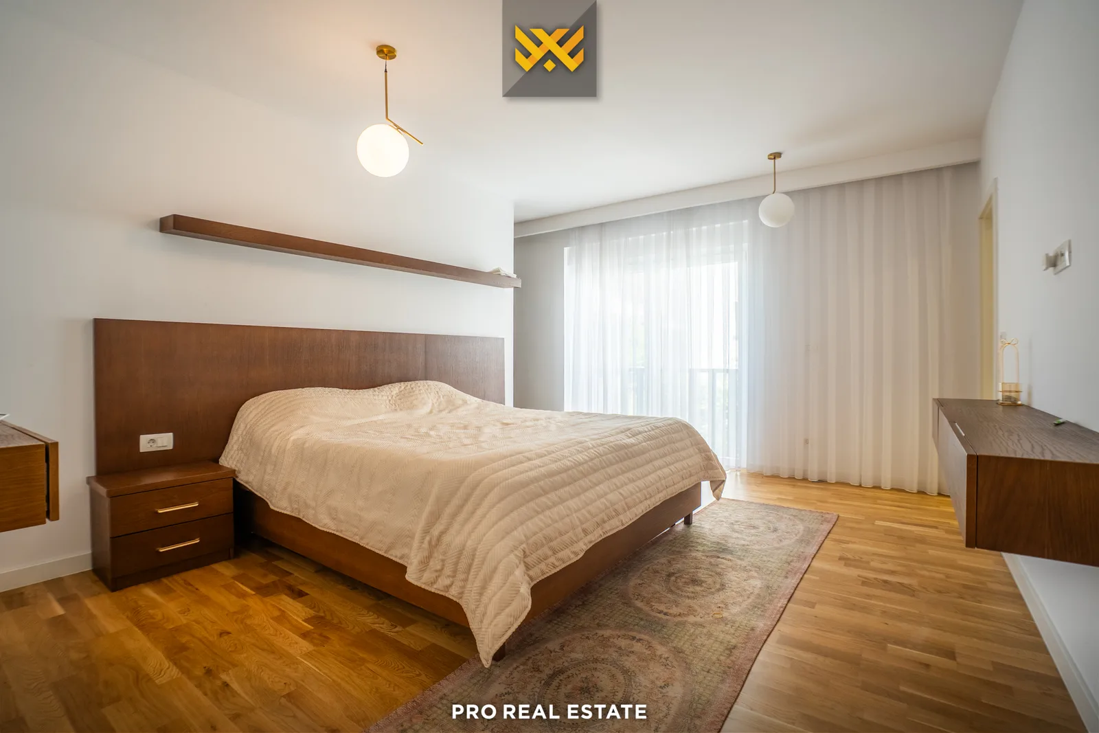 Shtëpi 257m² me #QIRA në Sofali