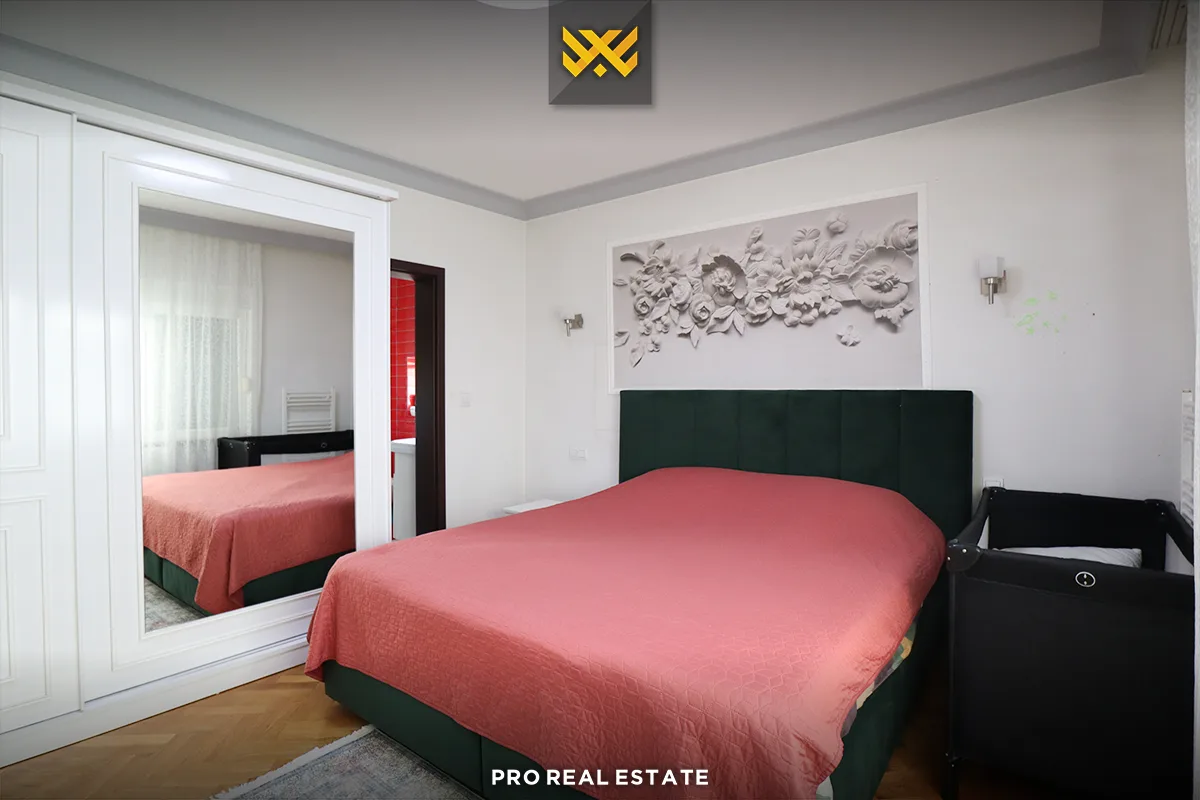 Shtëpi 565m² në #SHITJE në Veternik.