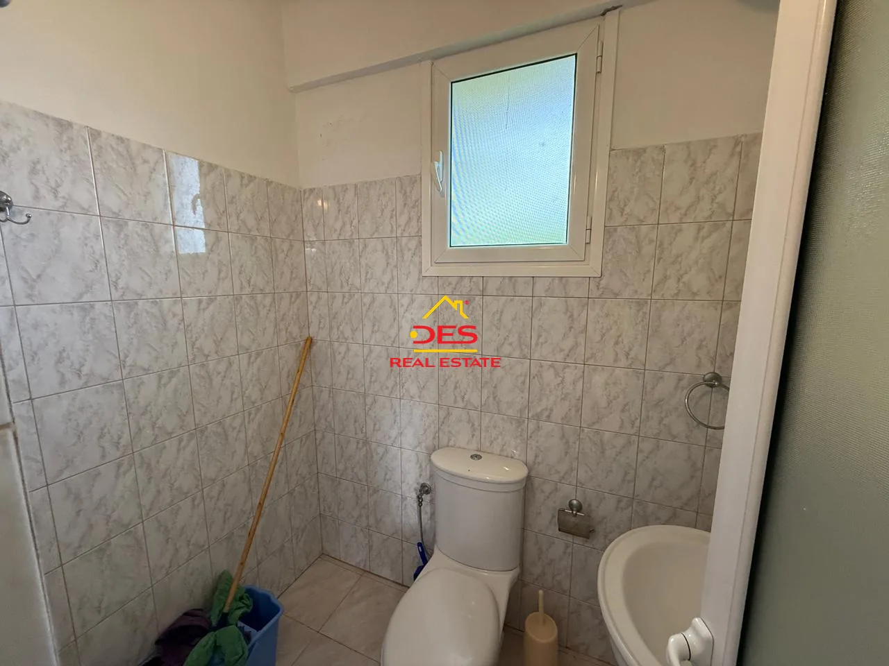 SHITET NDËRTESË 2-KATËSHE NË UJI TË FTOHTË, VLORË 📍 (Ish-kampi punëtorëve)