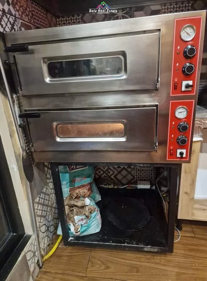 Shitet Biznes Fast Food Piceri Kreperi tek Rruga e Dibres (ID BSHB161) Tirane
