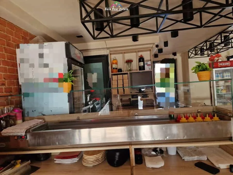 Shitet Biznes Fast Food Piceri Kreperi tek Rruga e Dibres (ID BSHB161) Tirane