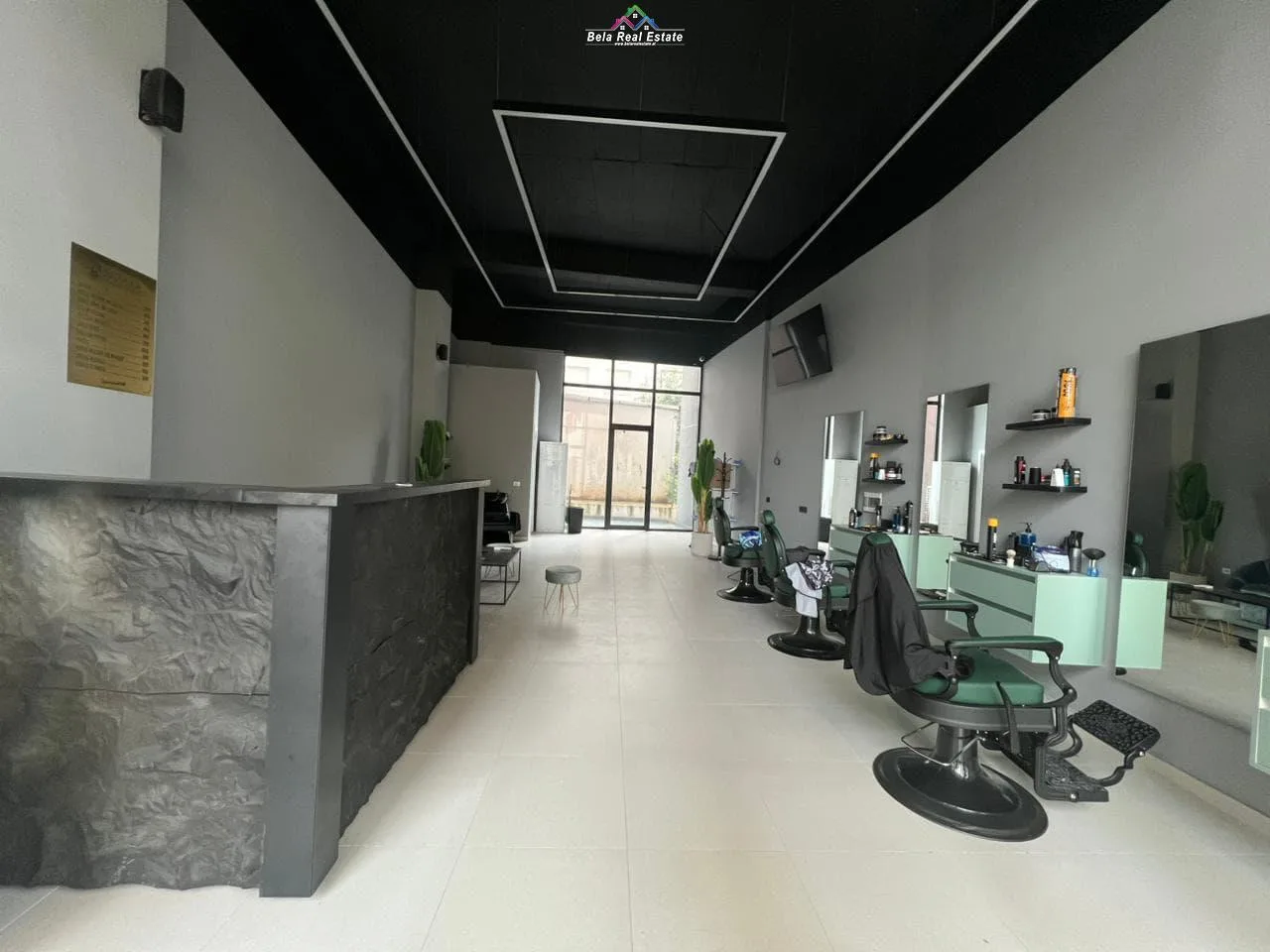 Dyqan Me Qera Tek Pazari I Ri (ID BD21902) Tirane