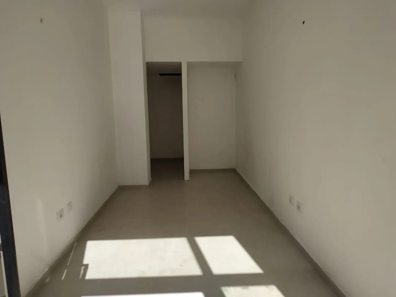 Shitet ambient biznesi tek myslym shyri, tiranë