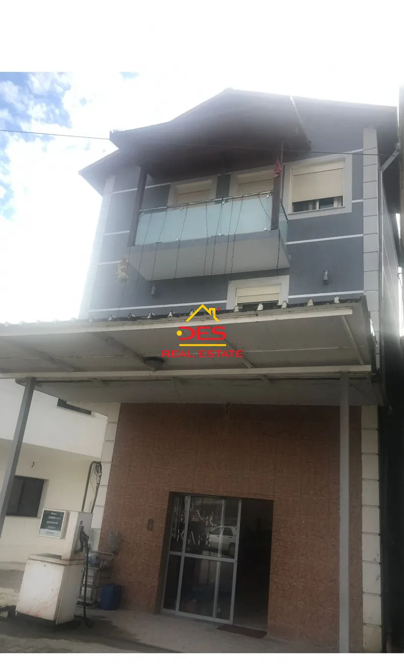 Shitet ndërtes 3 kate në vllahinë,vlorë