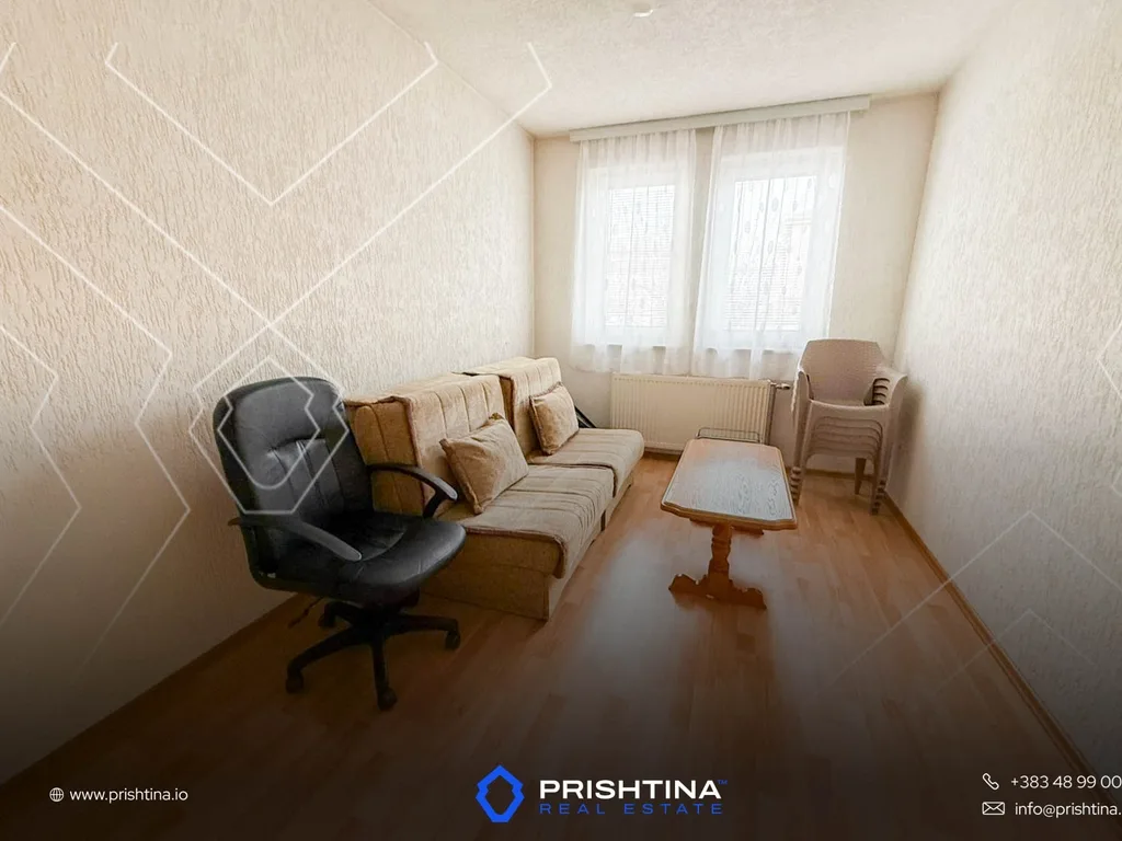 Shtëpi me qira 310m² në Veternik
