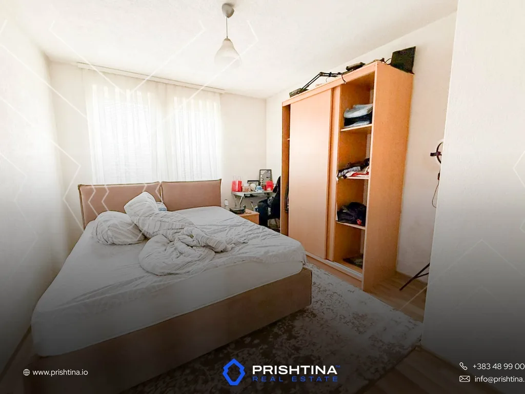 Shtëpi me qira 310m² në Veternik