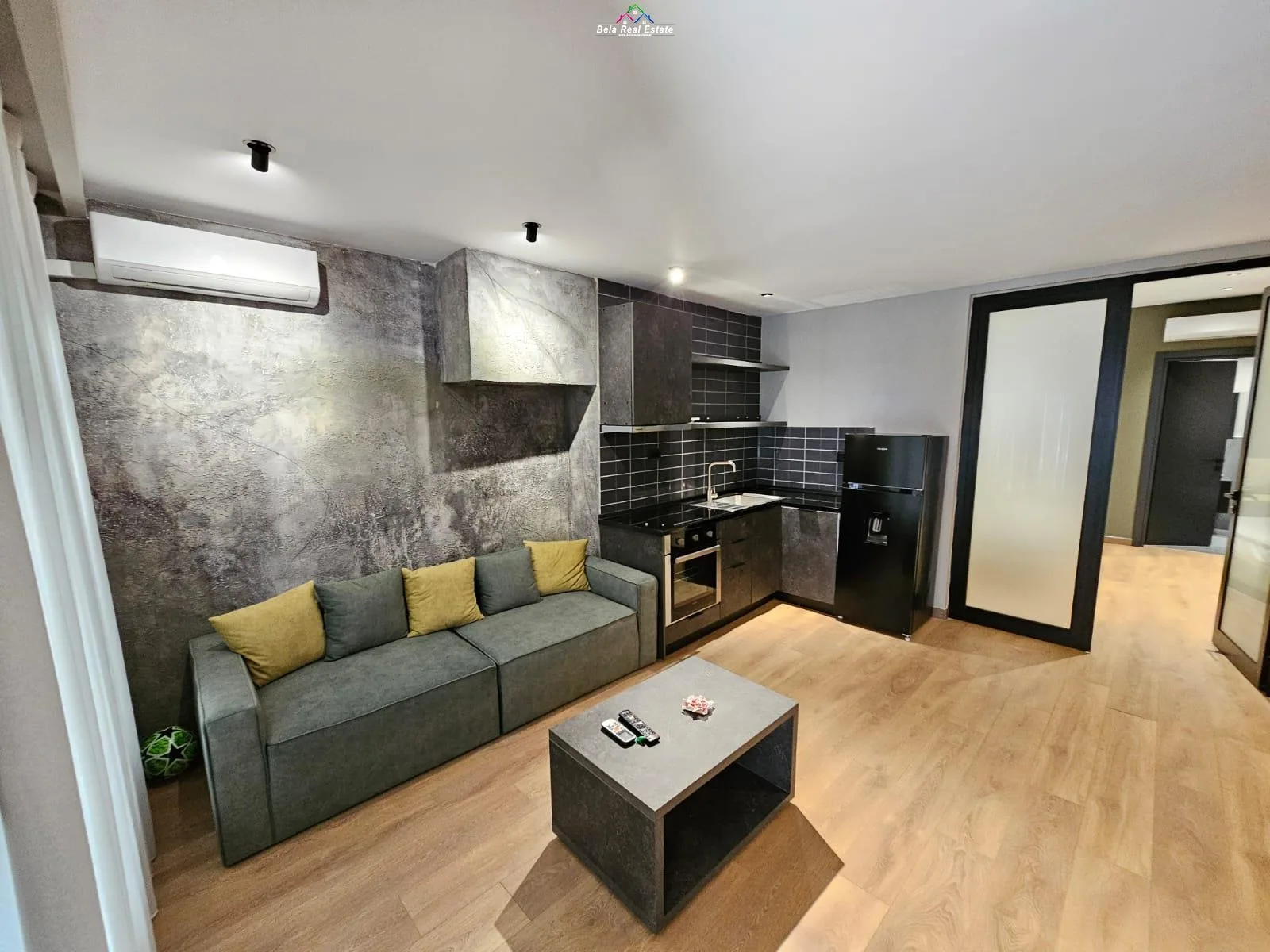 Apartament Me Qera 1+1 ne Myslym Shyri (ID B211379) Tirane