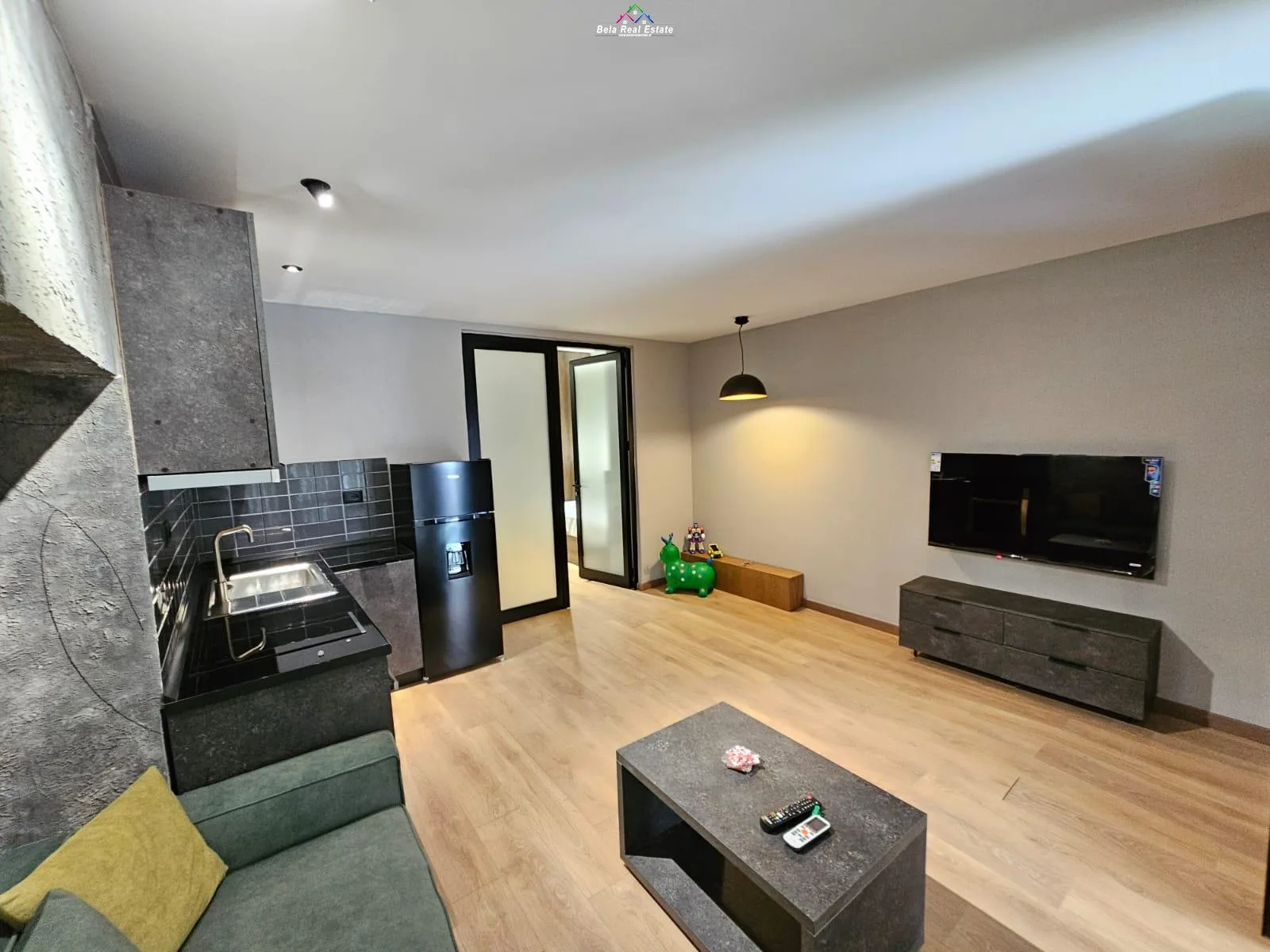 Apartament Me Qera 1+1 ne Myslym Shyri (ID B211379) Tirane
