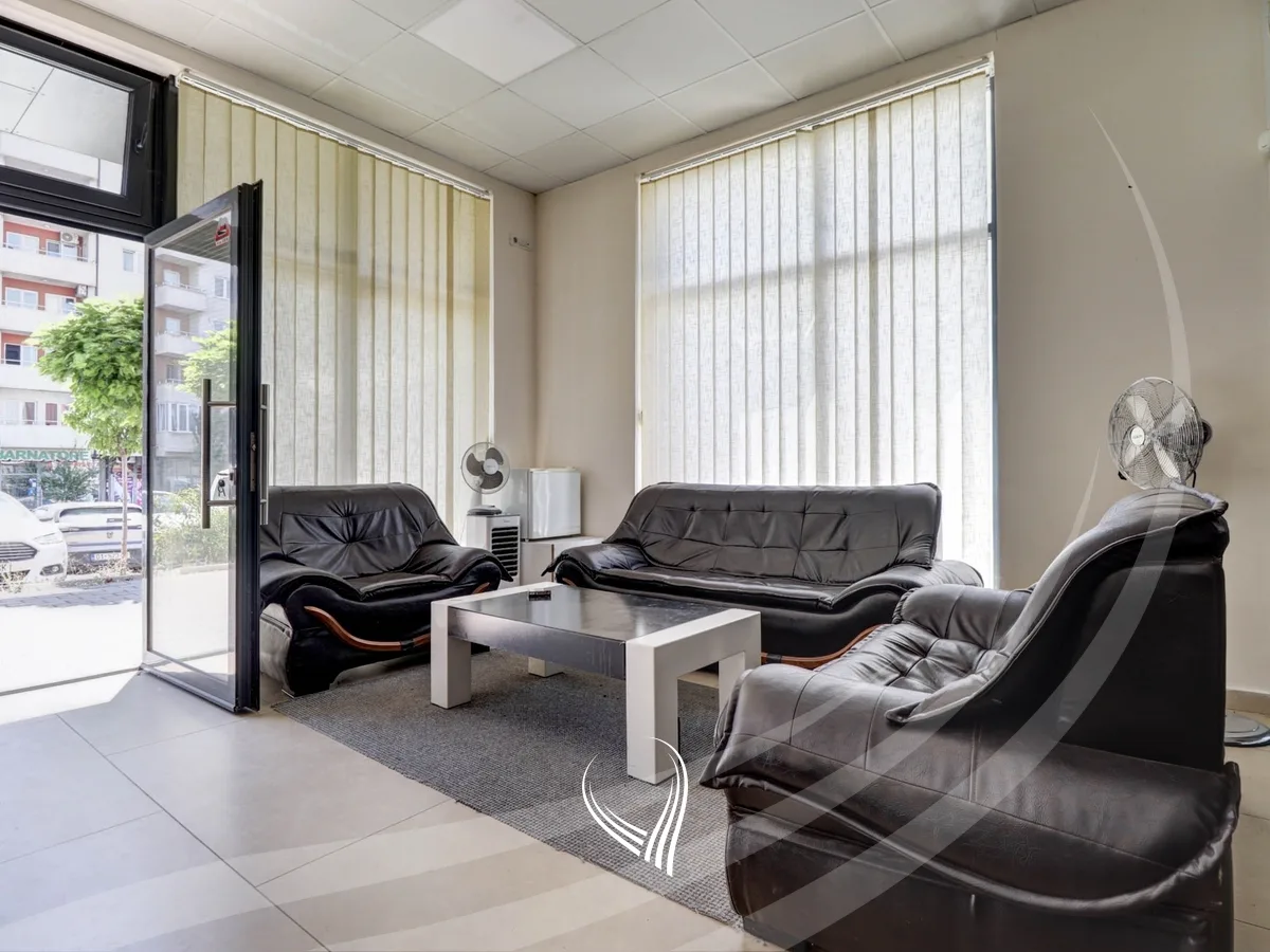 Lokal 216m² me qira në lagjen Arbëria – Dragodan