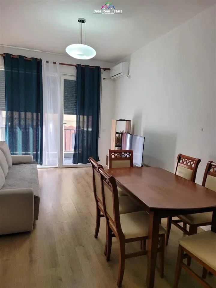 Apartament Me Qera 1+1 Tek Rruga 5 Maji (ID B210985) Tirane