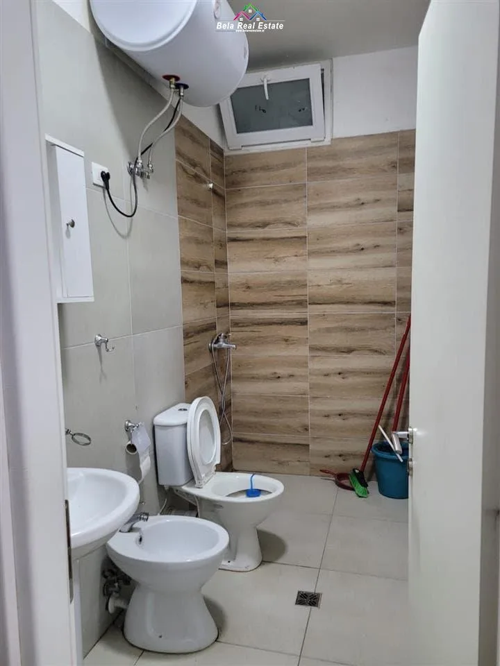 Apartament Me Qera 1+1 Tek Rruga 5 Maji (ID B210985) Tirane