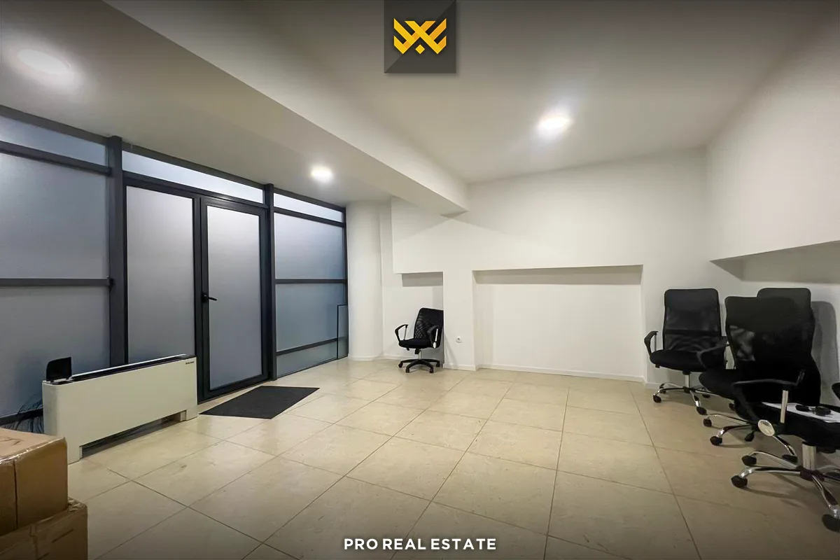 Lokal 28m² me #QIRA në Ulpianë.