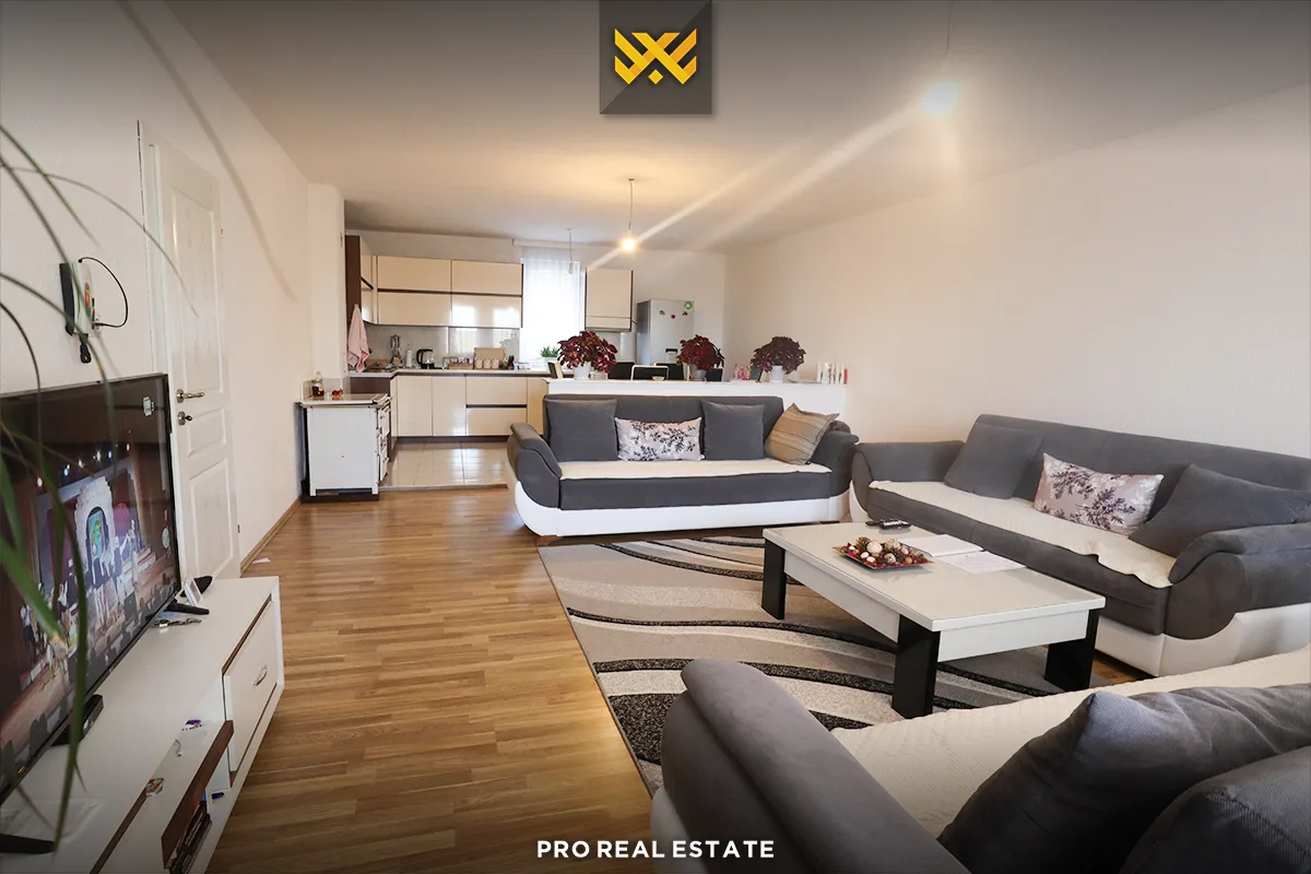 Shtëpi 210m² për #SHITJE në Kodrën e Trimave.