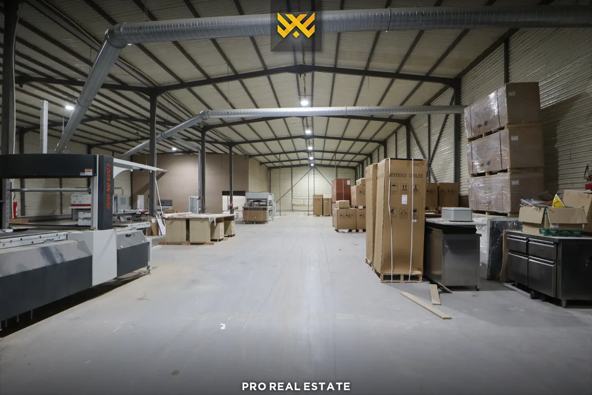 Depo 2100m² me #QIRA në Çagllavicë.