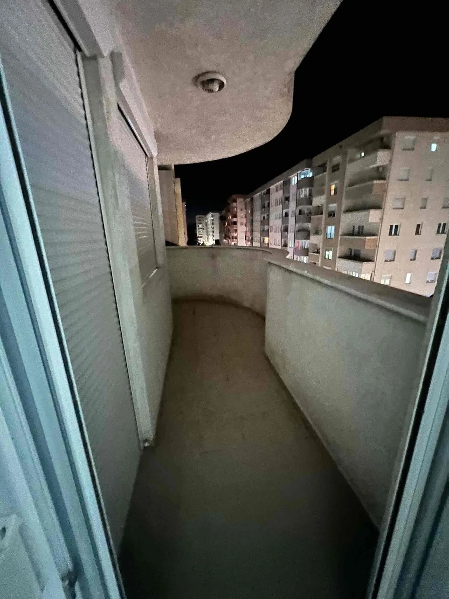 Banesë me qira 2+1 në Fushë Kosovë