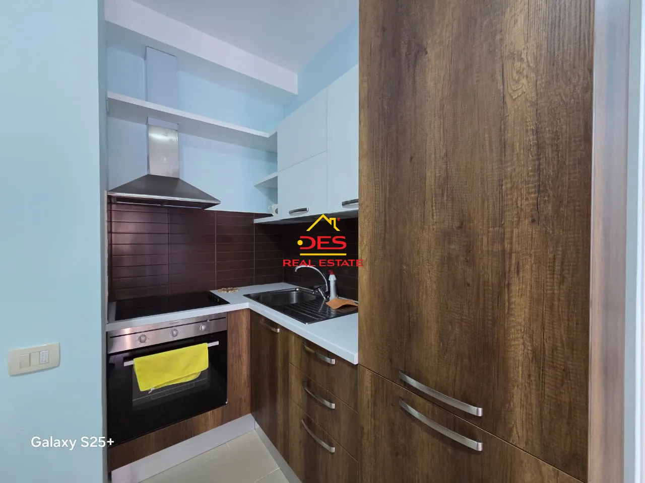 SHITET APARTAMENT 2+1 NË UJI TË FTOHTË, VLORË 📍 Te Britannia Resort