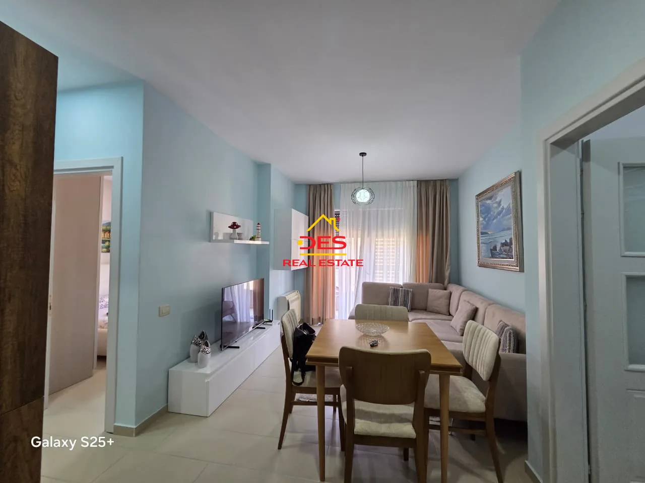 SHITET APARTAMENT 2+1 NË UJI TË FTOHTË, VLORË 📍 Te Britannia Resort