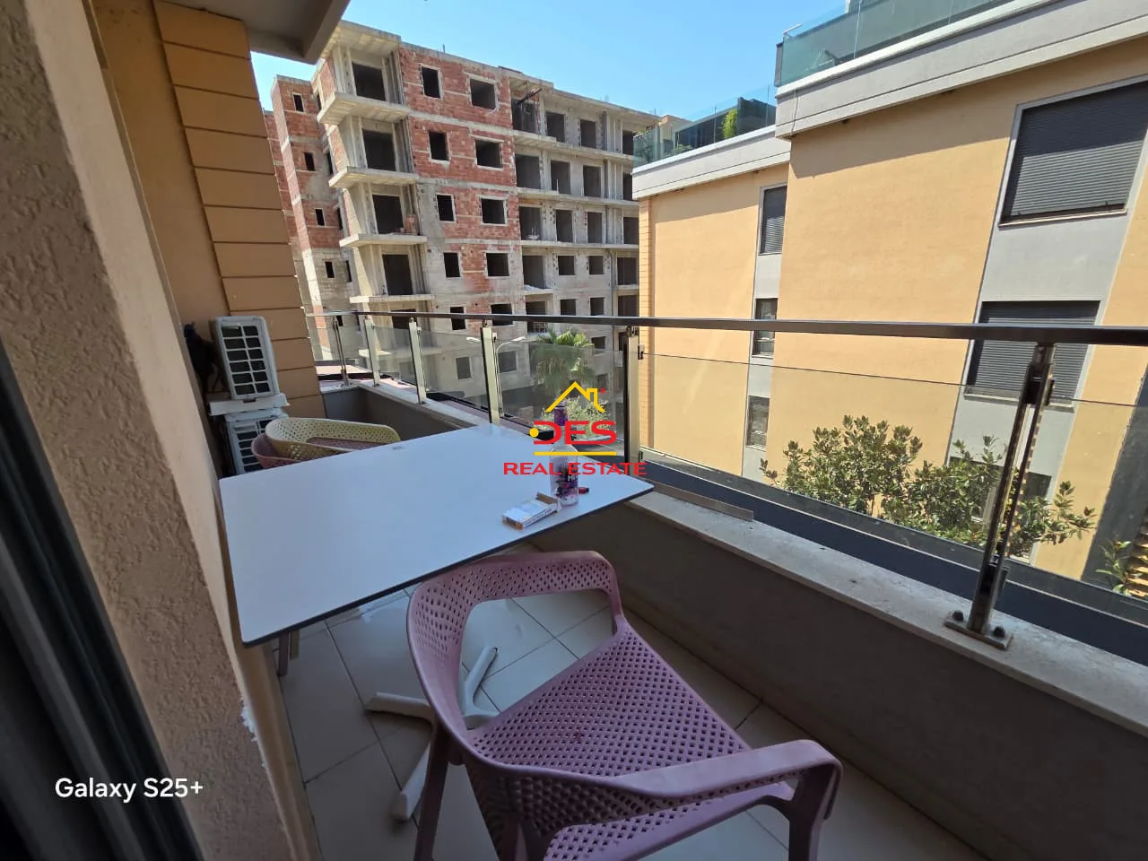 SHITET APARTAMENT 2+1 NË UJI TË FTOHTË, VLORË 📍 Te Britannia Resort