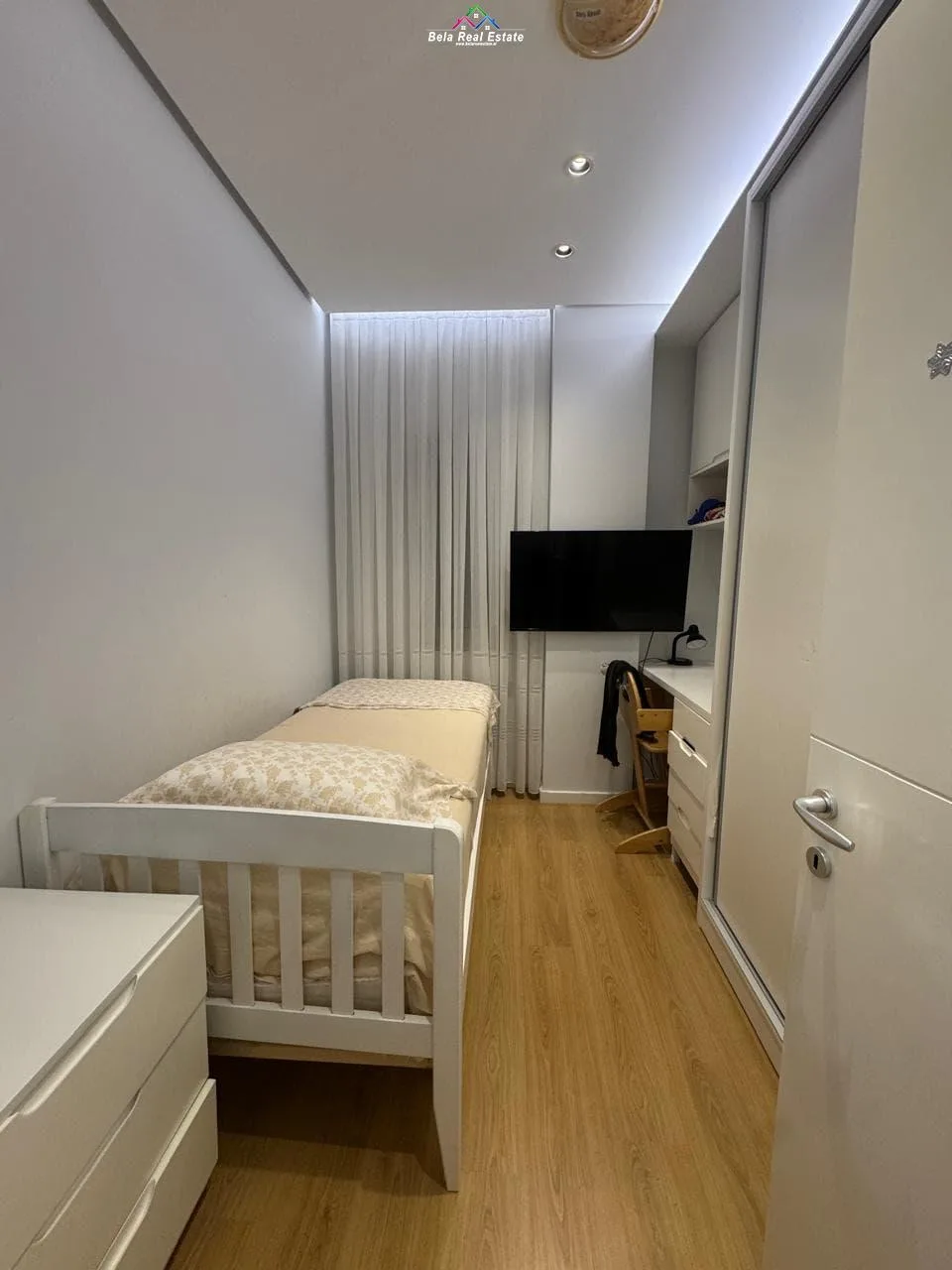 Apartament Me Qera 2+1 Tek Zogu I Zi (ID B2201613) Tirane
