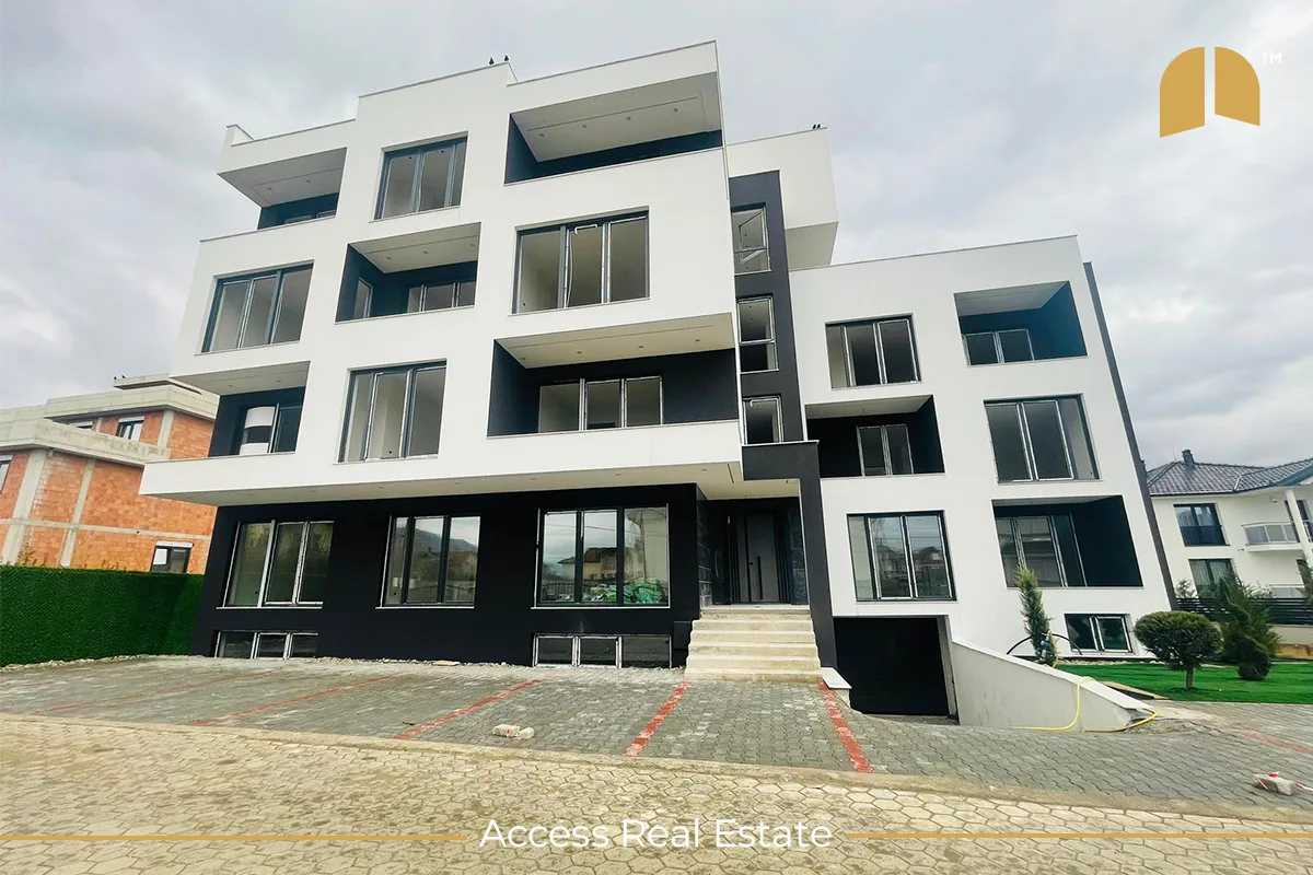 Objekt afarist me QIRA / Prizren - 1800m²