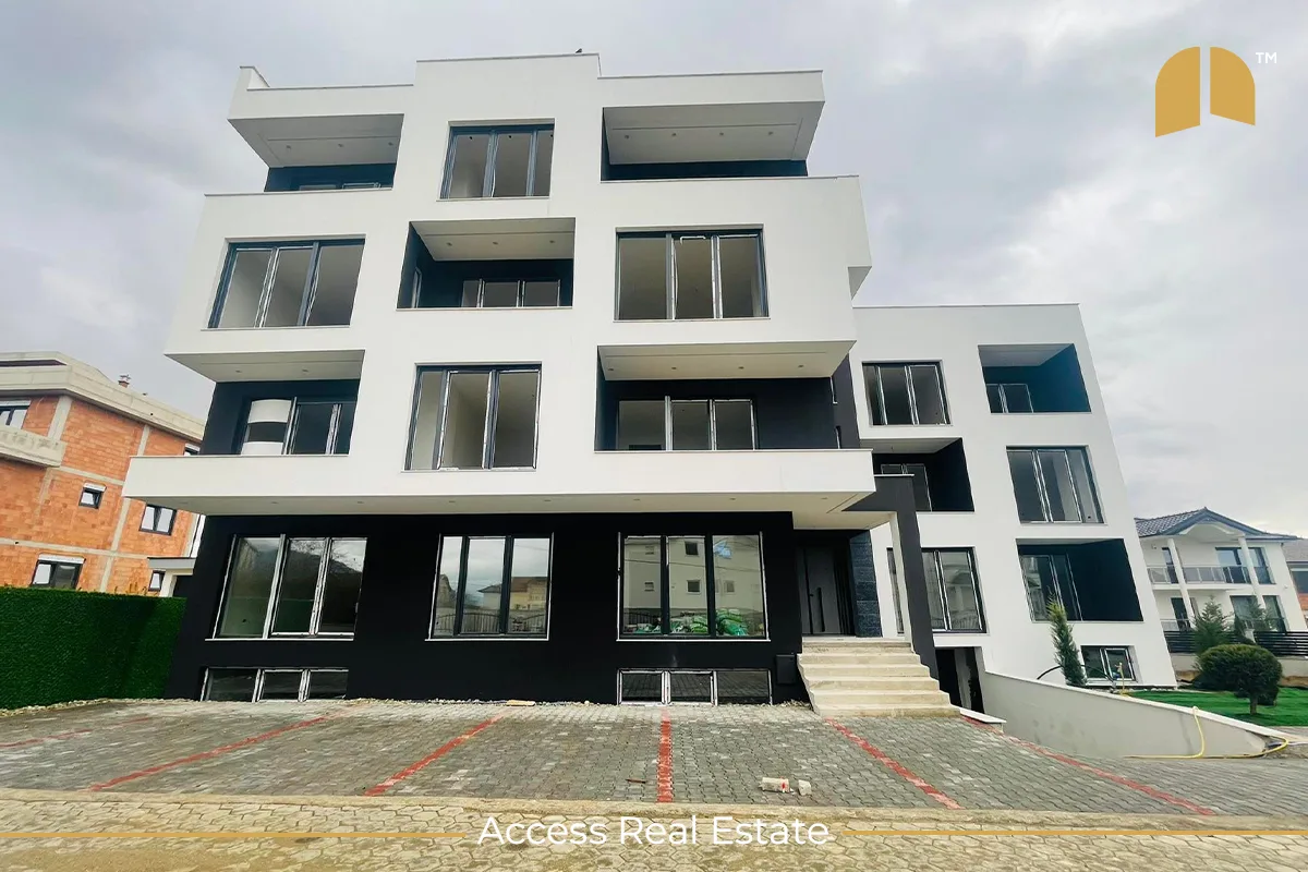 Objekt afarist me QIRA / Prizren - 1800m²