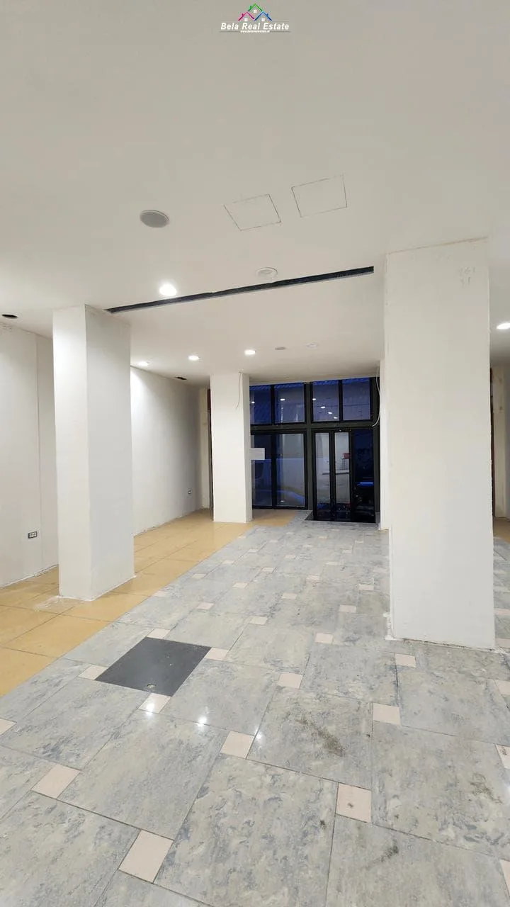 Dyqan Me Qera Ne Qender ( ID BD21897) Tirane
