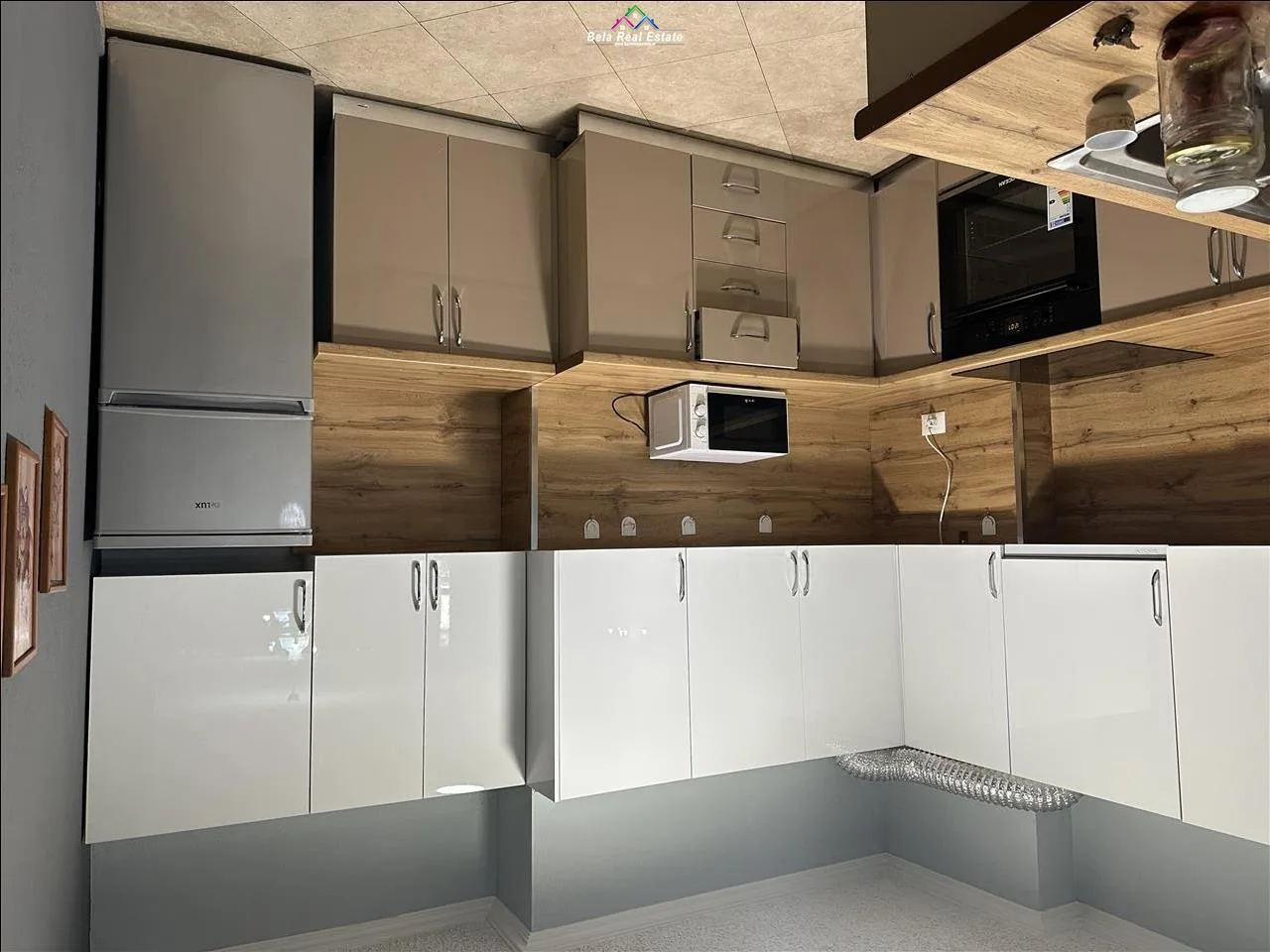 Zyre Me Qera 3+1 tek Rruga e Kosovareve (ID BZ2450) Tirane