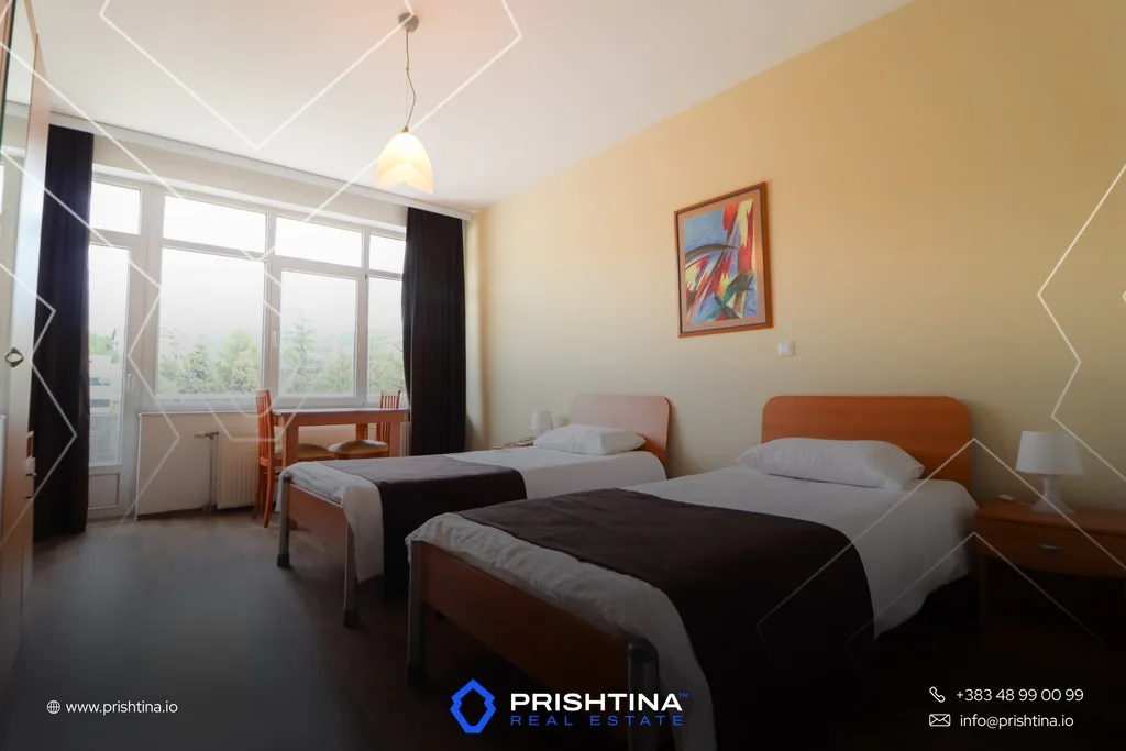 Objekt me qira 870m² në Sofali