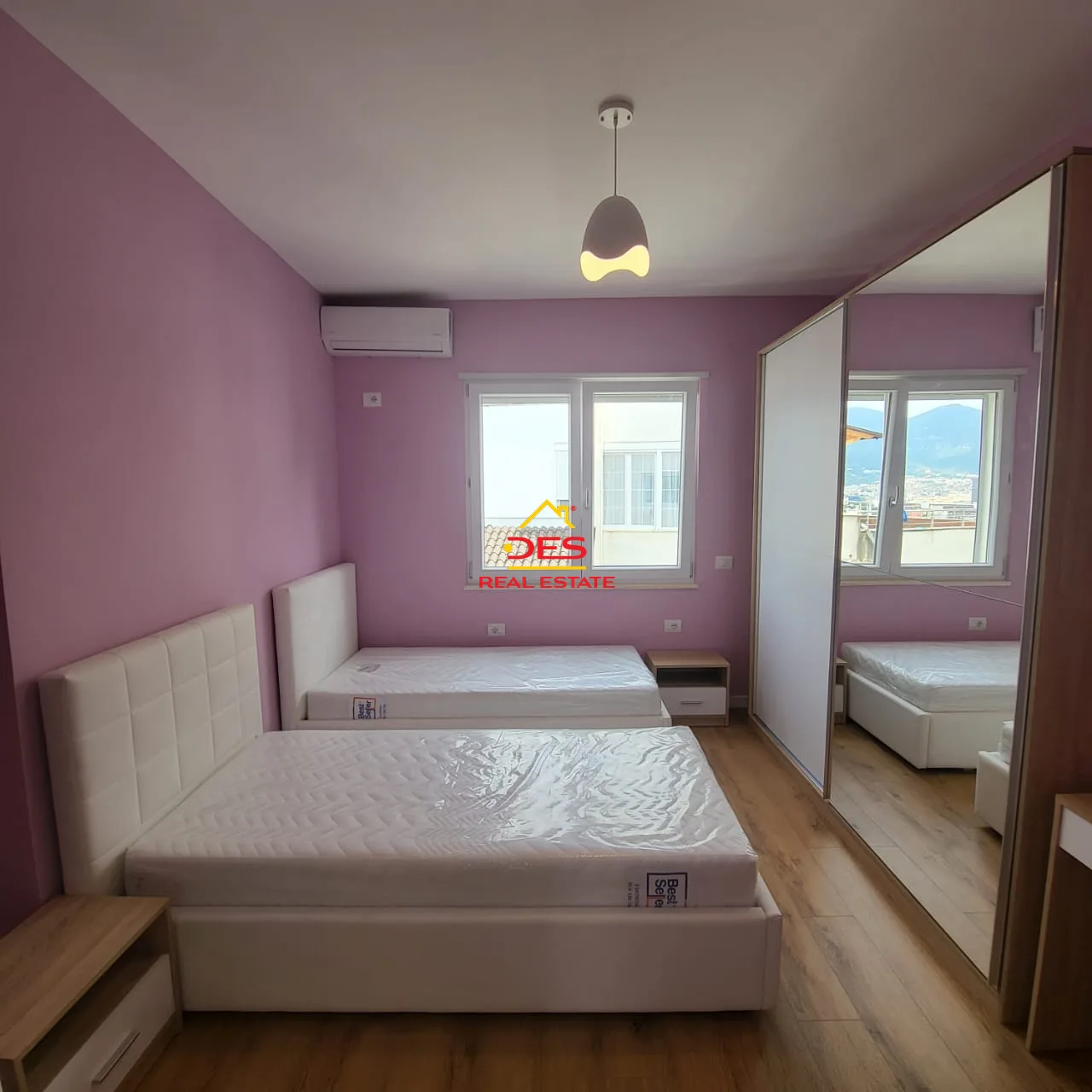 Jepet me qira super apartament 2+1+2, kopshti botanik, tiranë.