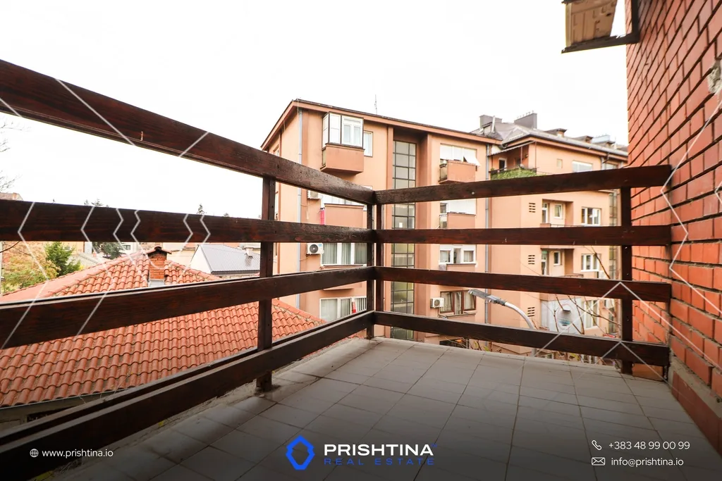 Banesë me qira 46m² në Qendër