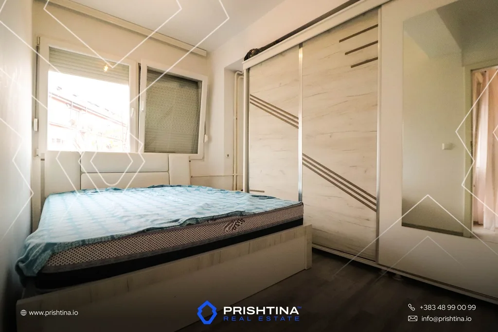 Banesë me qira 46m² në Qendër