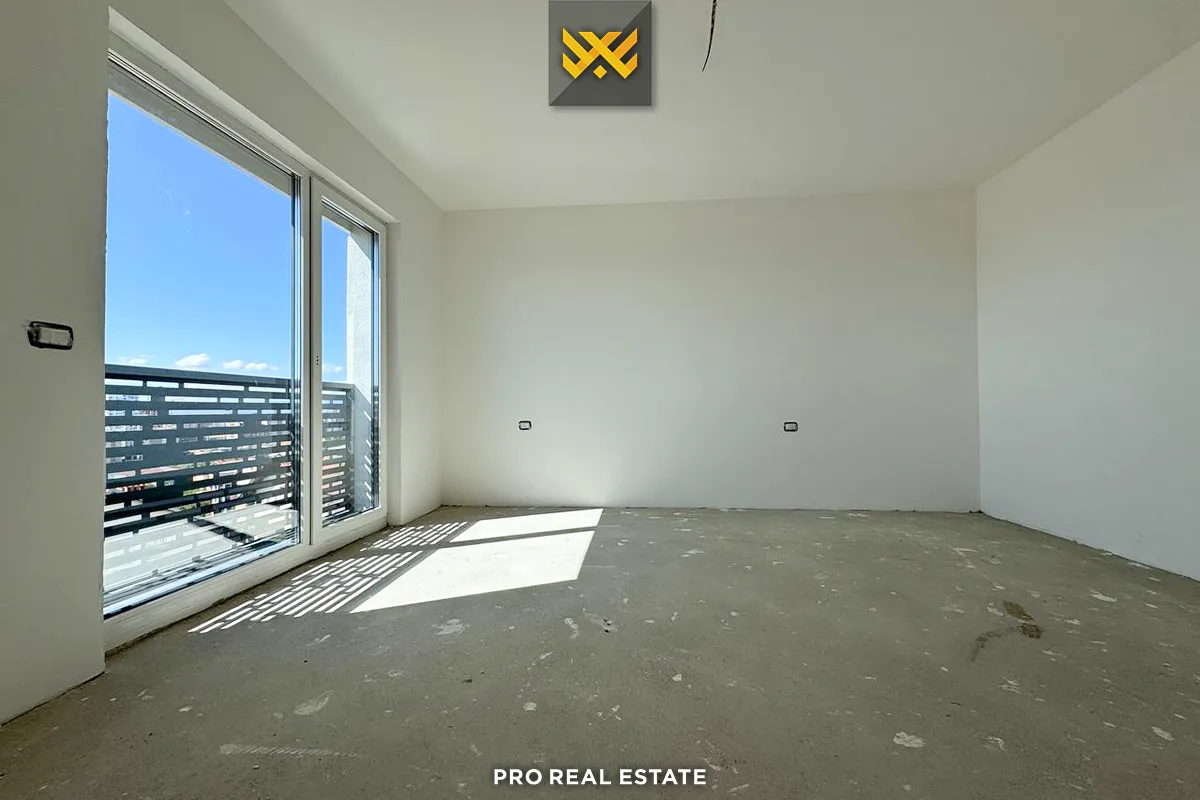 Shtëpi 400m² + 103m² për #SHITJE në City Home
