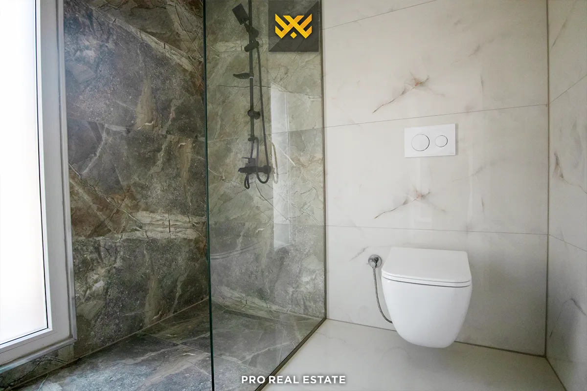 Villë 160m² për #SHITJE në Novobërdë
