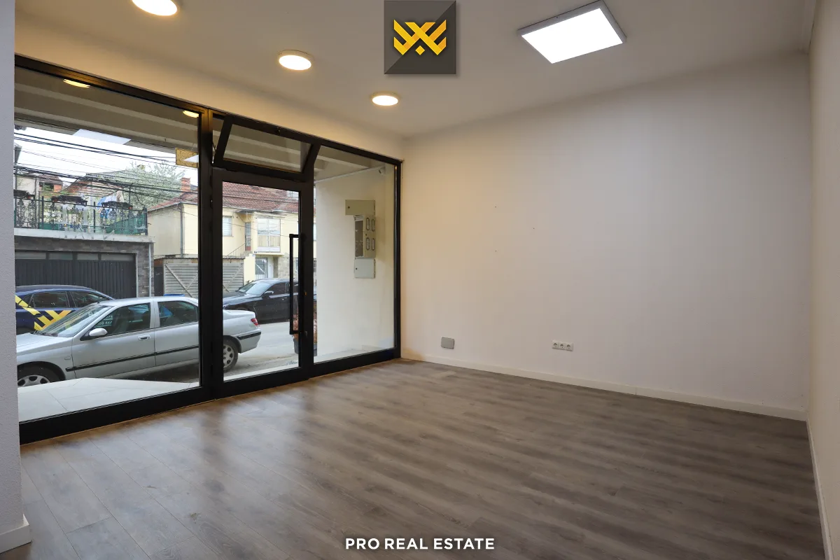 Lokal / Zyrë 140m² me #QIRA në Aktash