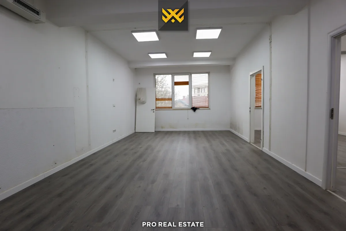 Lokal / Zyrë 140m² me #QIRA në Aktash