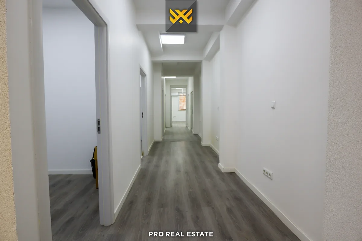 Lokal / Zyrë 140m² me #QIRA në Aktash