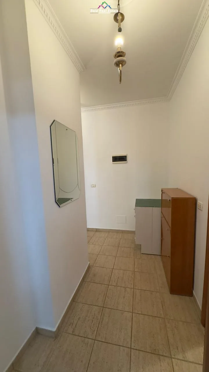 Apartament me Qera 1+1 Ne Qender (ID B2101751) Tirane