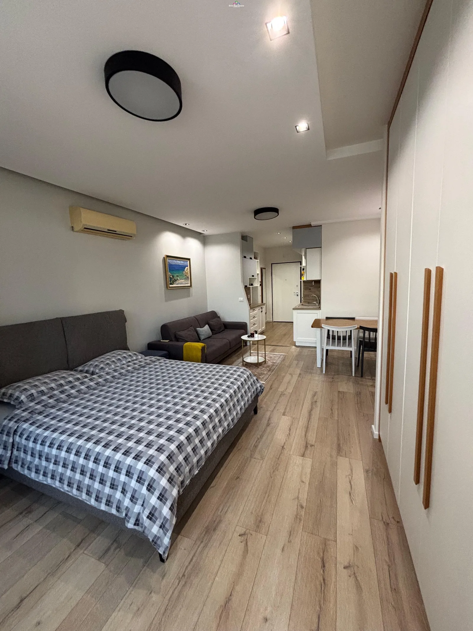 Garsoniere Me Qera tek Vilat Gjermane (ID BG177) Tirane
